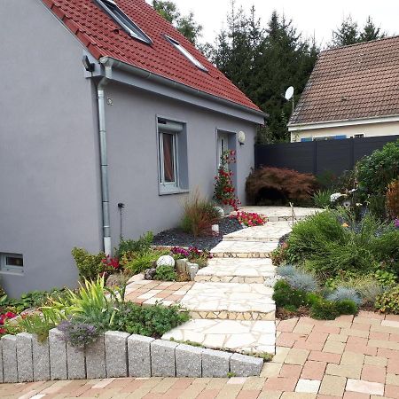 Gite Terre D'Helene 4 A 5 Pers Proche Strasbourg 42 M2, 3 Etoiles, Wifi, Paisible, Jardin, Proche Commerces,16 Atouts, Animaux Acceptes Berstett Dış mekan fotoğraf